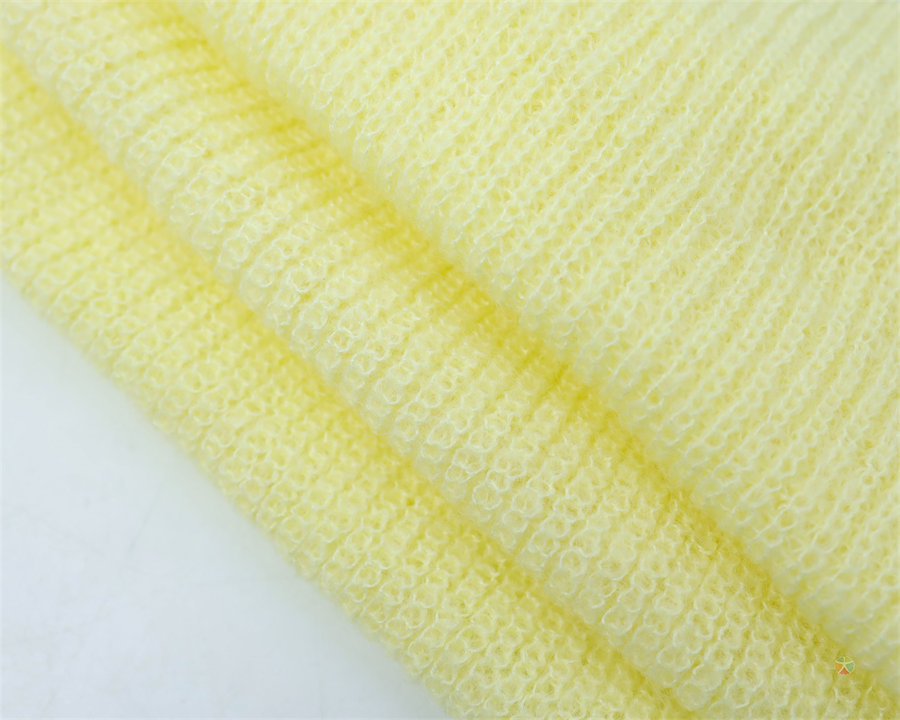 13S 55acrylic 22nylon 15wool 8mohair