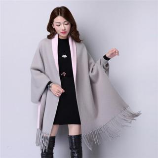 百搭流苏毛衣斗篷式针织毛衣