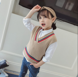 童装2018春装新款儿童马甲背心女童条纹毛线针织衫